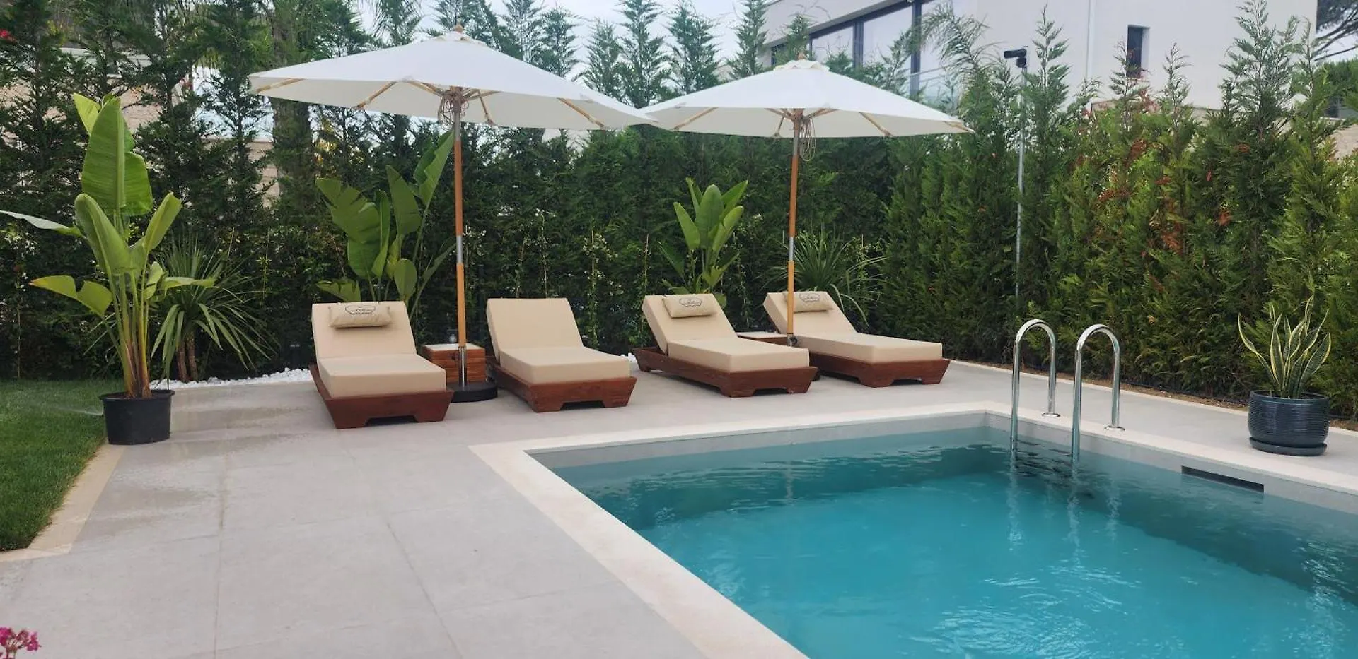 Villa Marysol - San Pietro Resort - Pool & Hot Tub Durres 0*,  Albania
